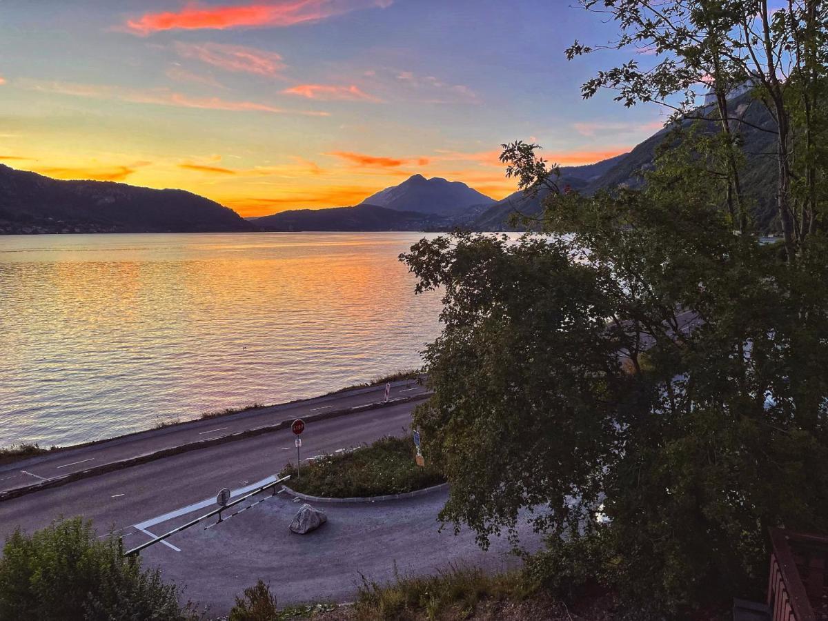 Reflet Bleu Du Lac D'Annecy 3 Etoiles - Face Au Lac, Parking Gratuit, Paddle Board Doussard Εξωτερικό φωτογραφία
